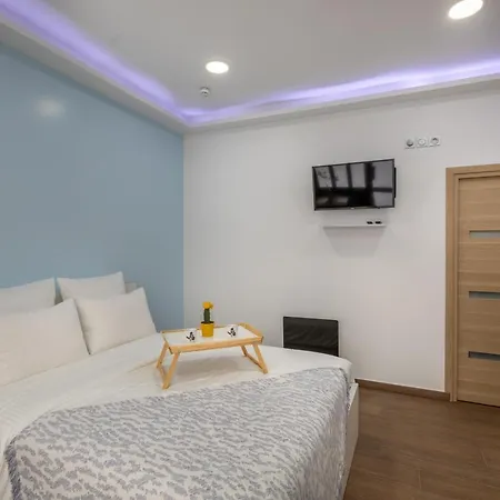 L'orchidee : Proche Rer B - 卡尚